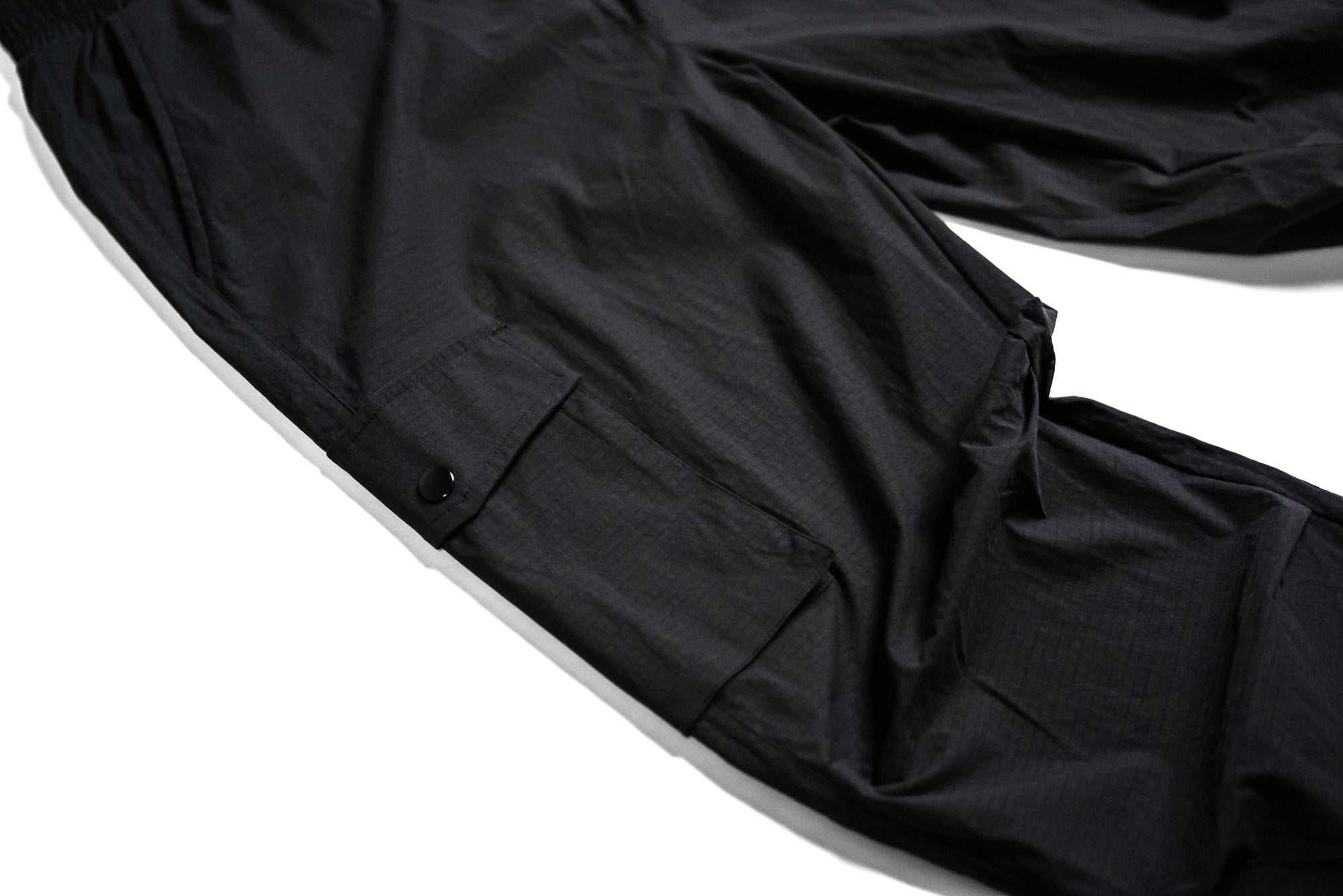 Hybrid Active Cargos - Black