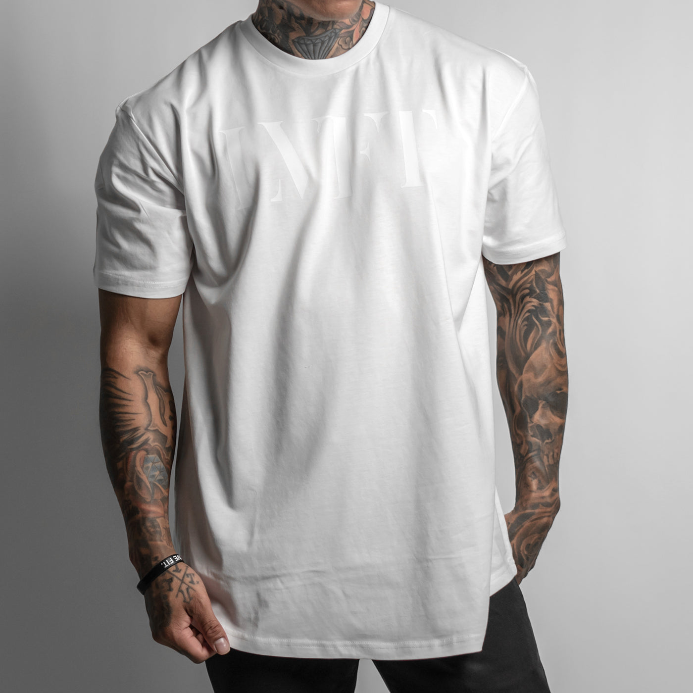 Echo Monochrome Scallop Tee - White